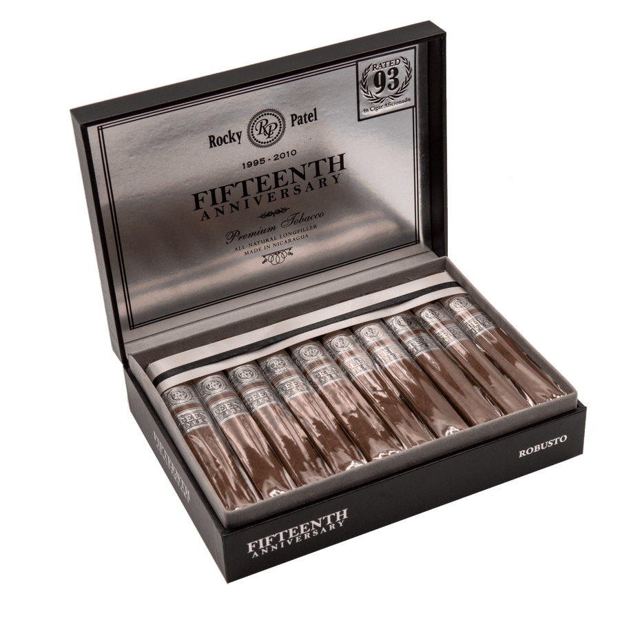 Rocky Patel 15th Anniversary Robusto - Cigar Port